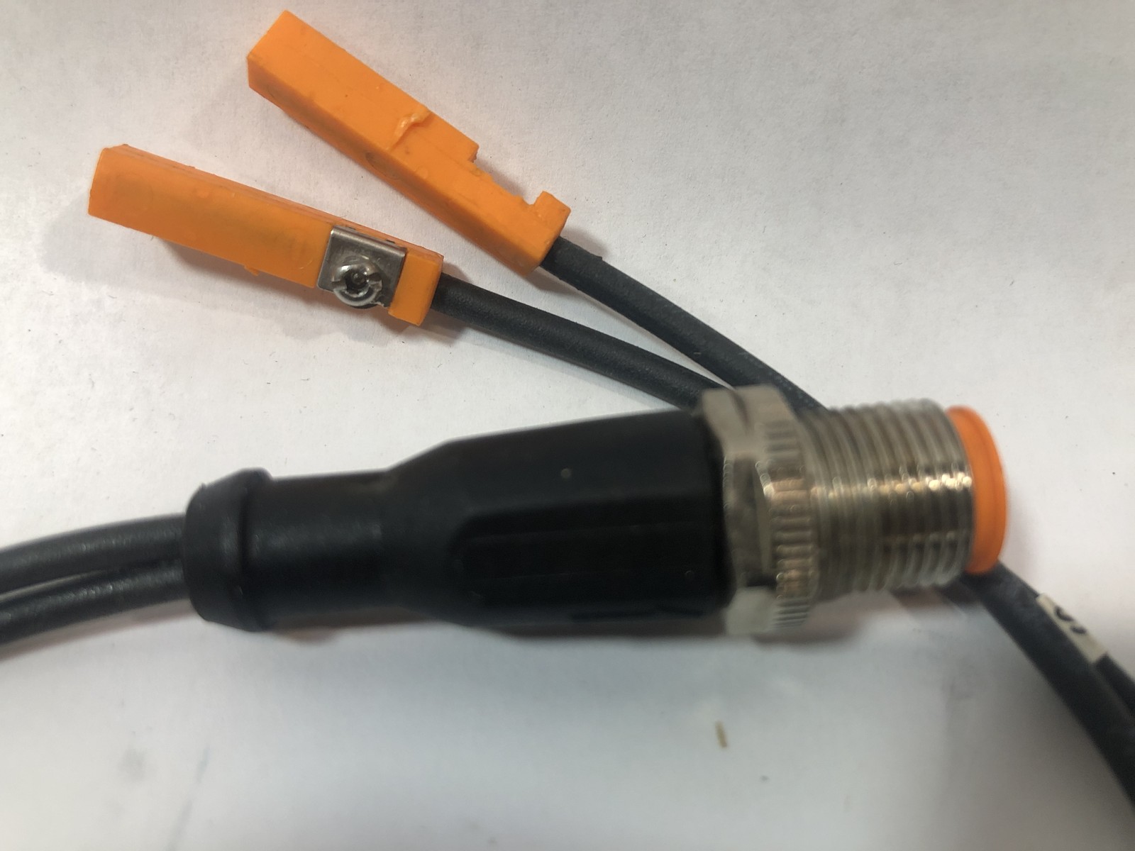 IFM Efector MK5209 Cylinder Sensor – Dual T Slot Mounting