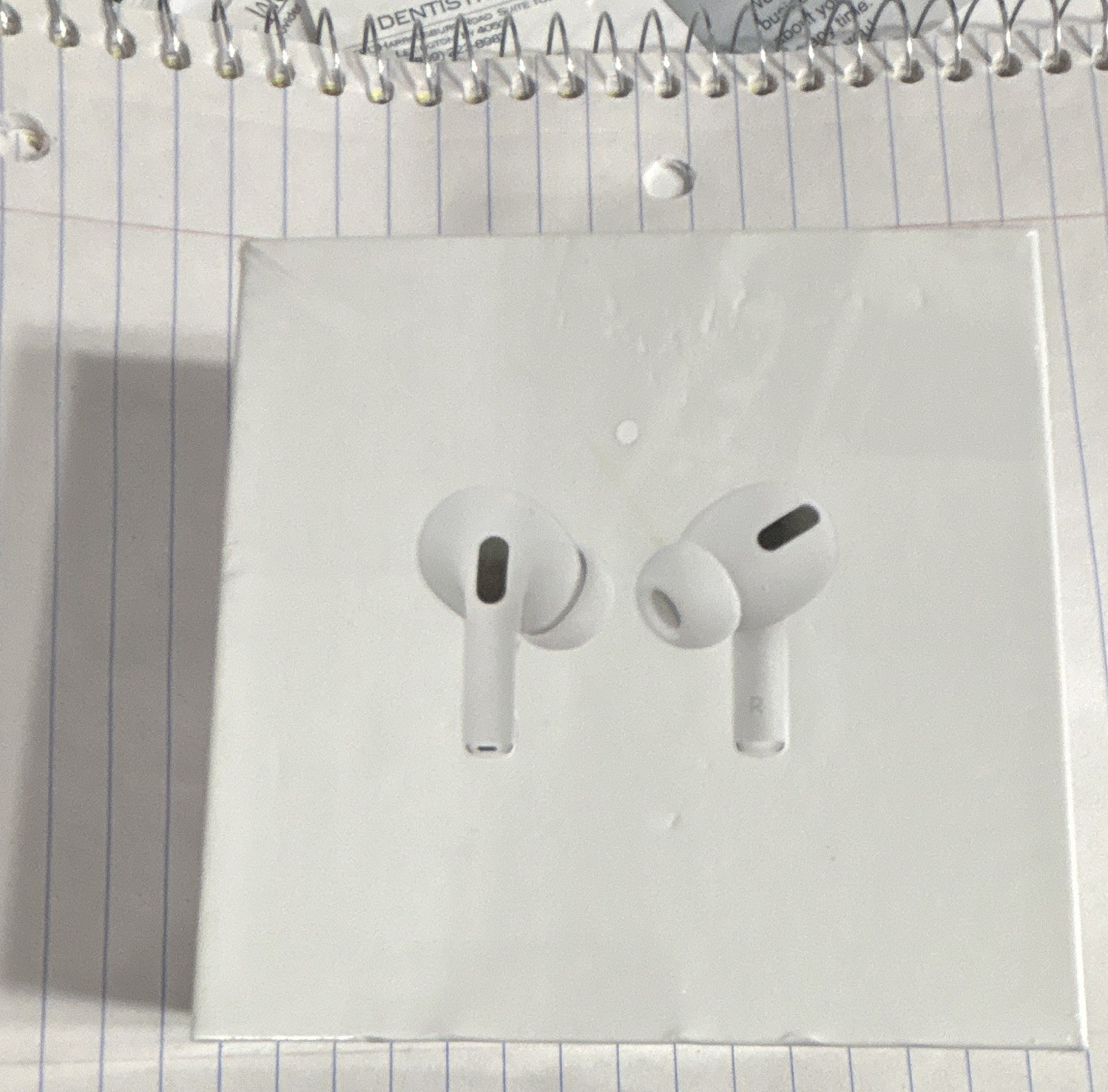 Apple AirPods Pro MagSafe Charging Case White Bluetooth In-Ear ANC Earbuds