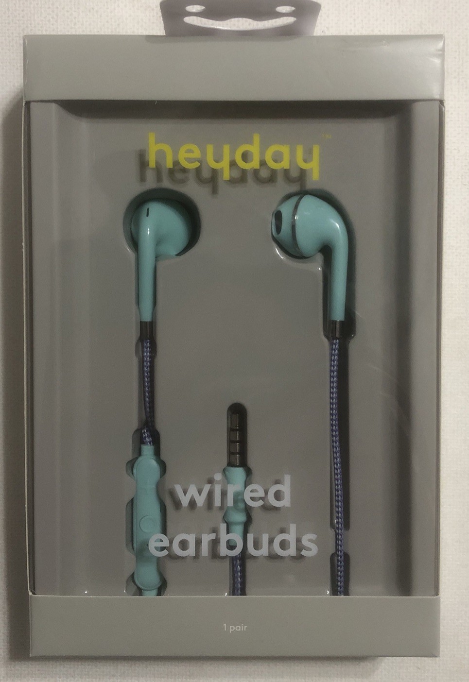 New Heyday Wired Earbuds (Spring Teal) 1 Pair *NIB* 3.5 mm Aux Plug