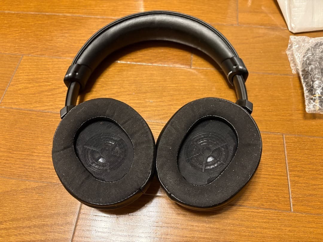 SONY MDR-M1ST High resolution Studio monitor headphones Only 10 hours of use