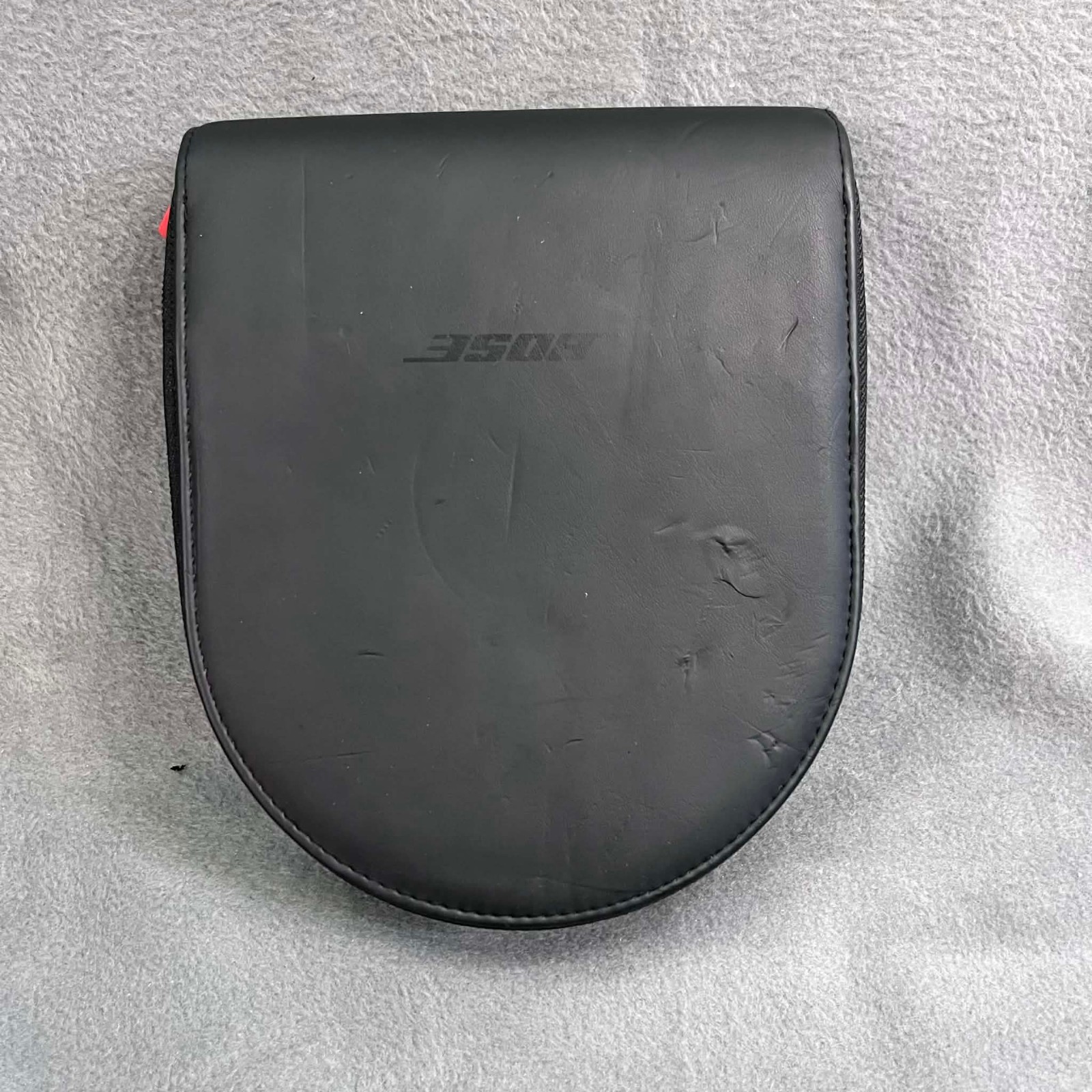 Bose Soundlink AE2 Black Headphones W/Case -Needs Ears Cushions Replacement