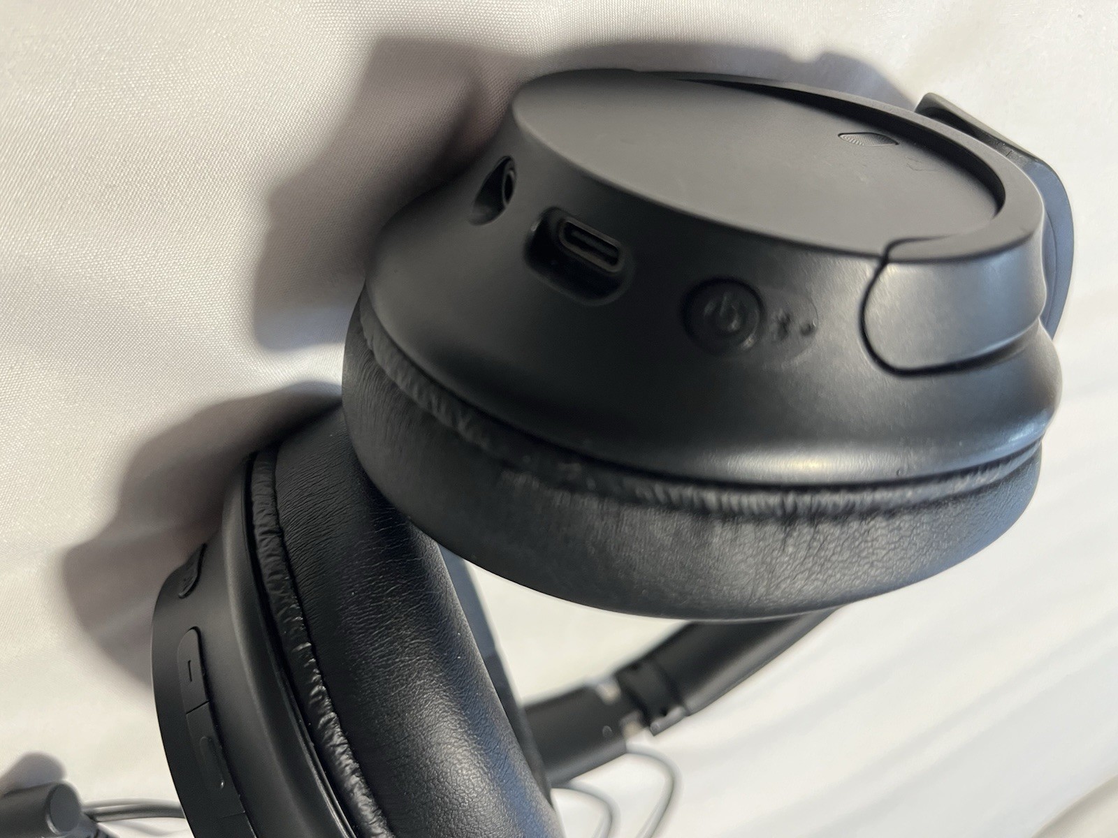 Sony WH-CH720N Wireless Noise Cancelling Headphones Bluetooth Black – Good Cond