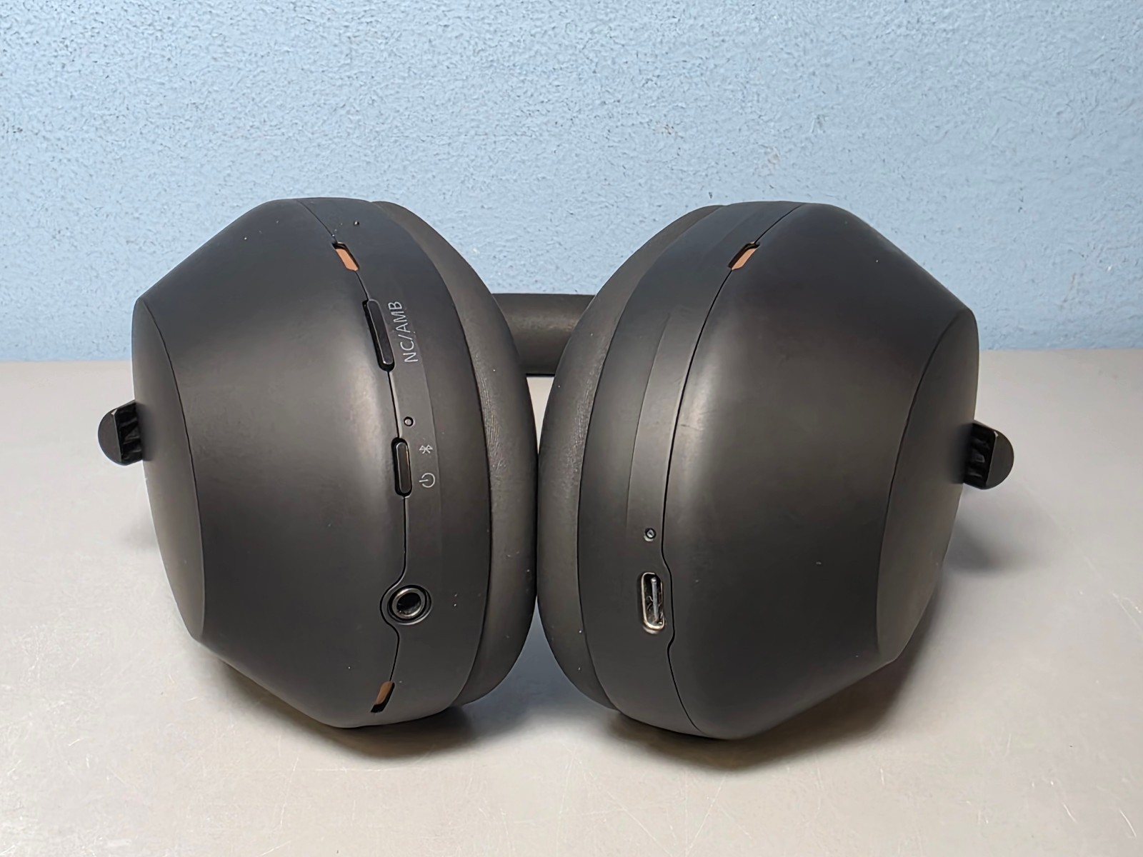 Sony WH-1000XM5 Noise-Canceling Wireless Over-Ear Headphones- Black- YY2954 New!