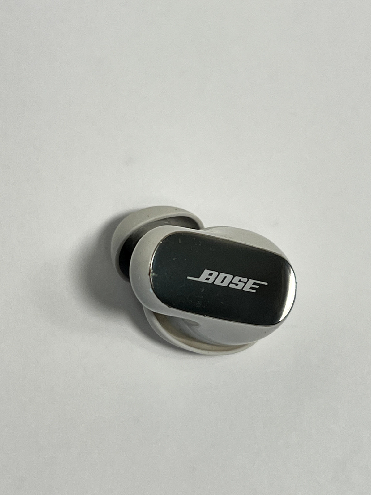 White Smoke Bose QuietComfort Ultra LEFT SIDE ONLY 441408 QUIET but working ASIS