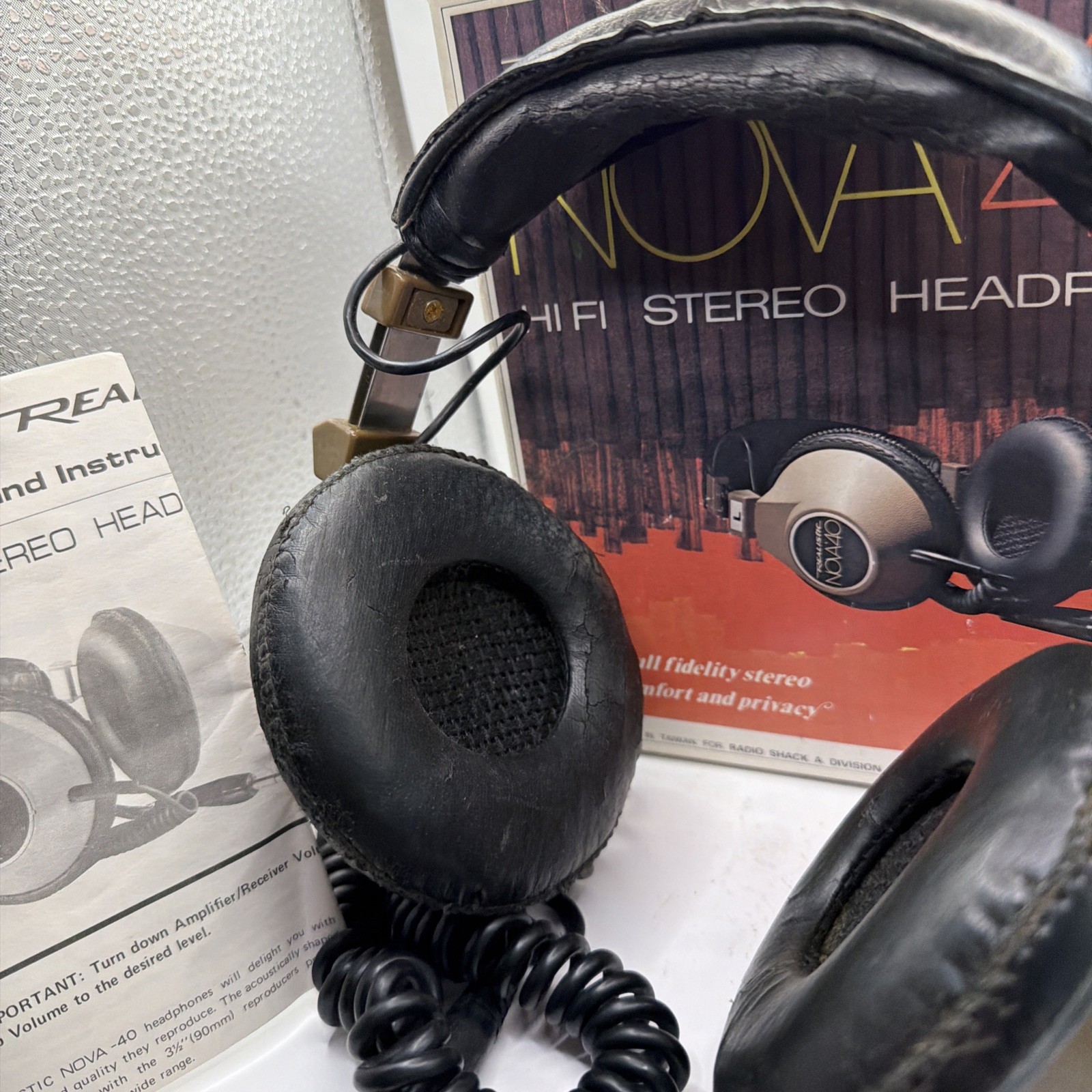 Vintage Realistic Nova 40 Padded Stereo Headphones Retro Full Size 1/4″ Jack