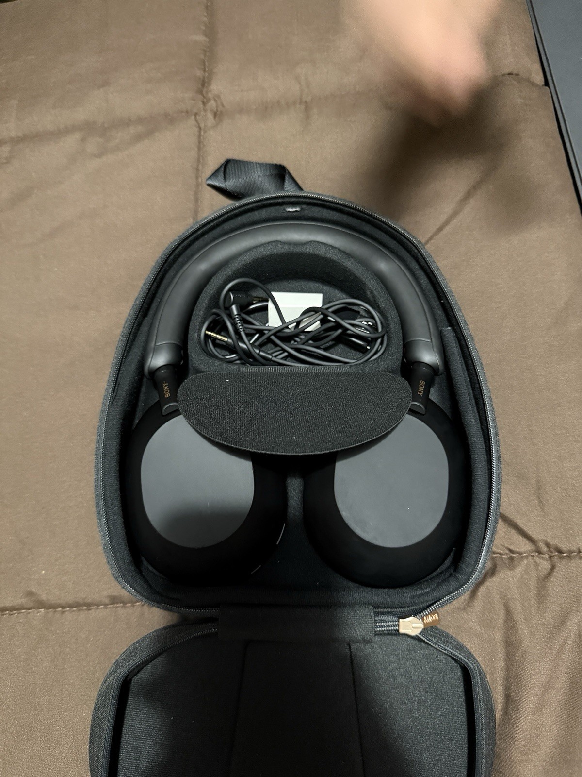 Sony WH-1000XM5 The Best Wireless Noise Canceling Headphones Made Of Soft Fit…