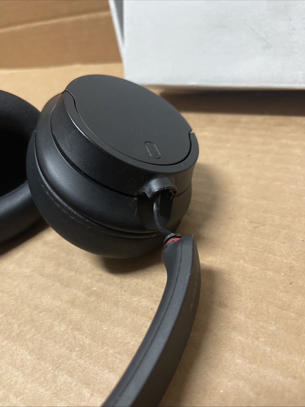 Sony WH-CH720N Noise Canceling Wireless Headphones **READ DESCRIPTION**