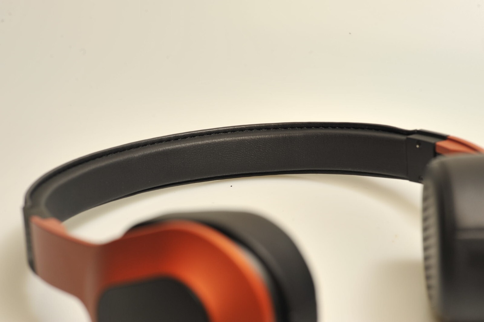 KEF M400 Sunset Orange Hi-Fi Wired Headphone “Mint” w/Box [M400001339H24NbF]