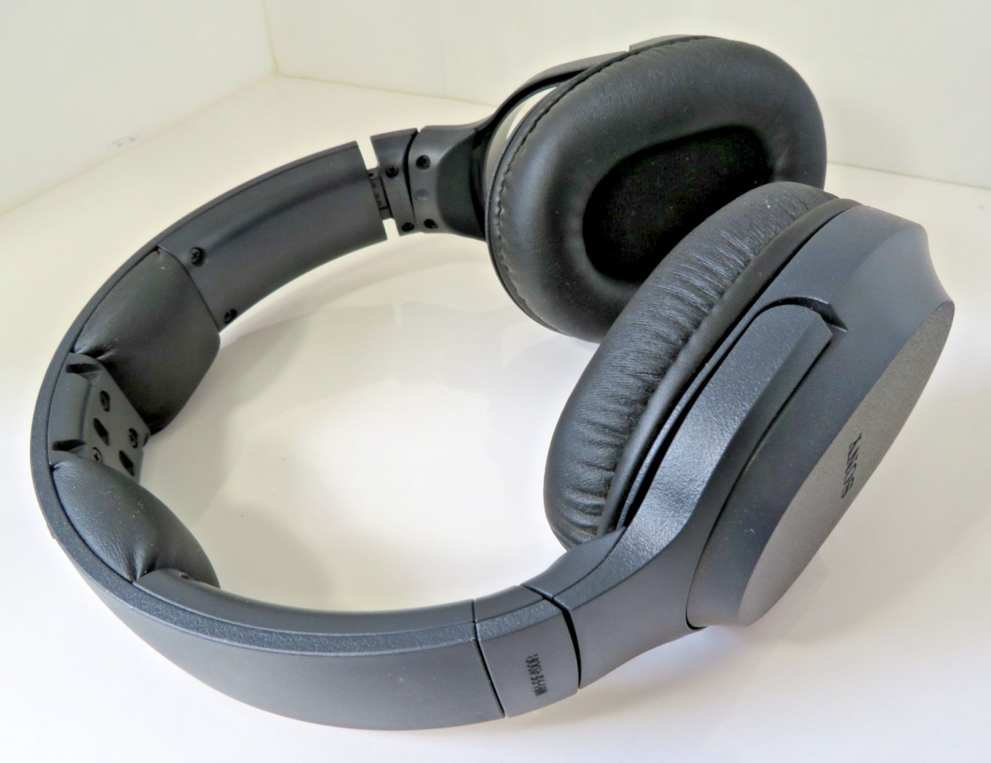 SONY TMR-RF400 Wireless TRANSMITTER With Megaphone Headset WH-RF400 Vietnan